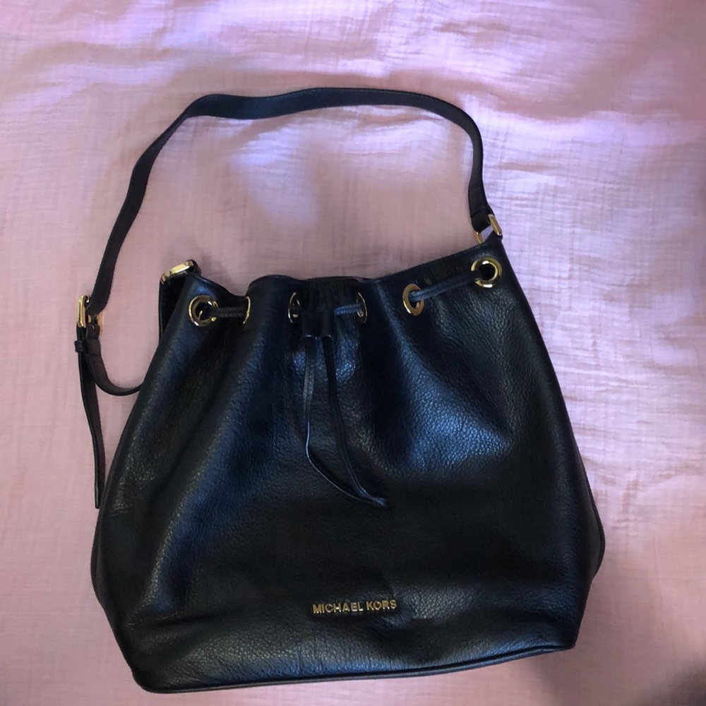 Black Michael Kors Shoulder Bag